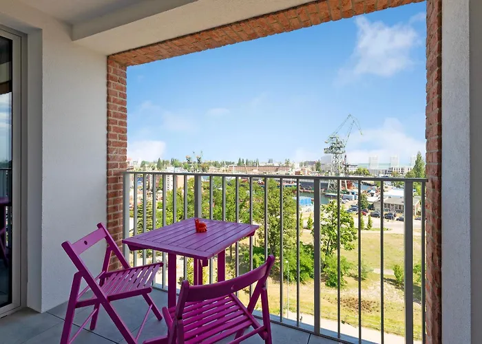 żurawie Pink Port Before Party By Grand