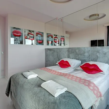 Zurawie Pink Port Before Party By Grand 公寓 格但斯克